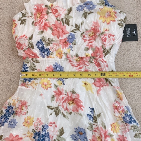 Lulus NWT Bouquet of Blooms Ivory Floral Print Clip Dot Mini Dress Size Small - Picture 16 of 16